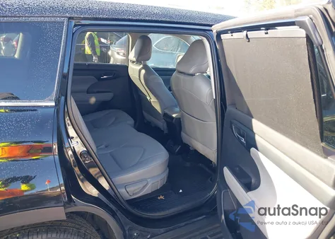 2022 Toyota Highlander Xle from USA, damaged, VIN 5TDGZRBH7NS567841